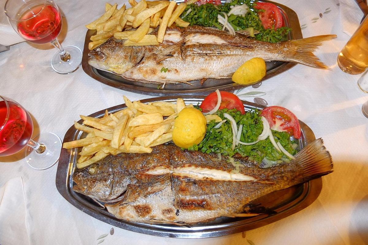 מילאטוס Socrates Apartmens & Restaurant מראה חיצוני תמונה