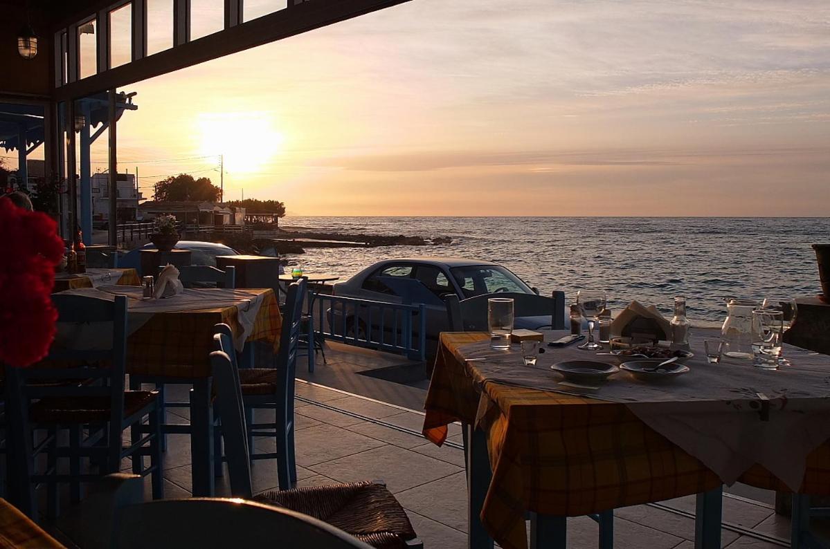 מילאטוס Socrates Apartmens & Restaurant מראה חיצוני תמונה