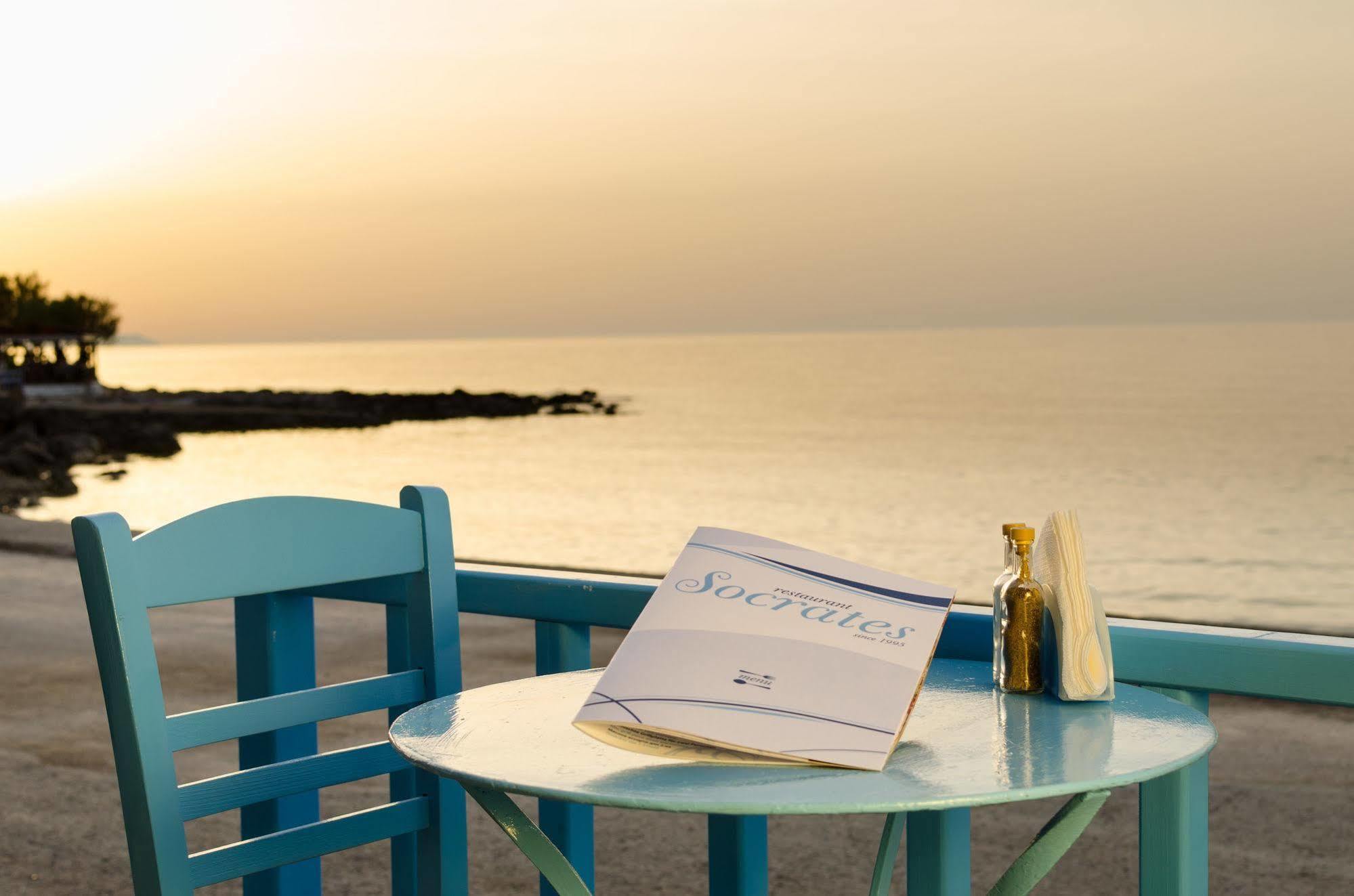 מילאטוס Socrates Apartmens & Restaurant מראה חיצוני תמונה